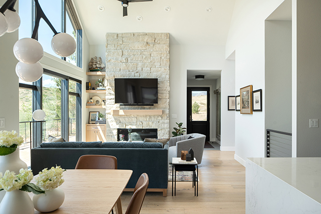 How to Decorate a Ranch Style Living Room: Stunning Ideas & Tips