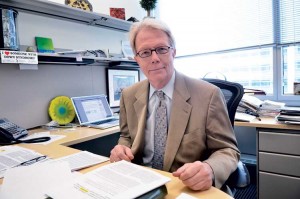 Huntington Potter studies Alzheimer’s disease, especially its ties to Down syndrome, at the University of  Colorado School of Medicine. He stresses the importance of diagnosing Alzheimer’s early, and believes its  onset can be delayed through mental, social and, above all, physical activity. 